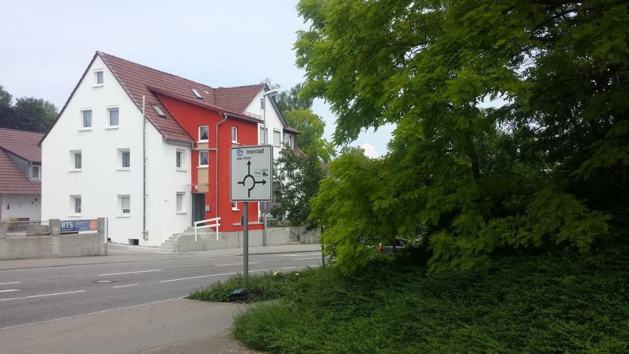 Schnell Apartment *